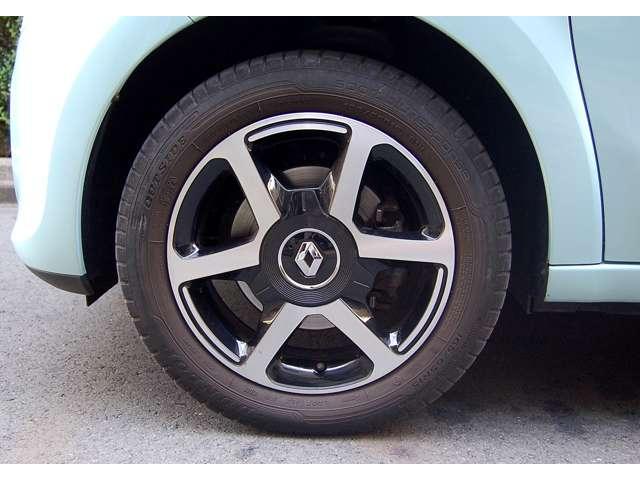 トゥインゴ インテンス　ワンオーナー　純正ナビＴＶ・バックカメラ　禁煙車（7枚目）