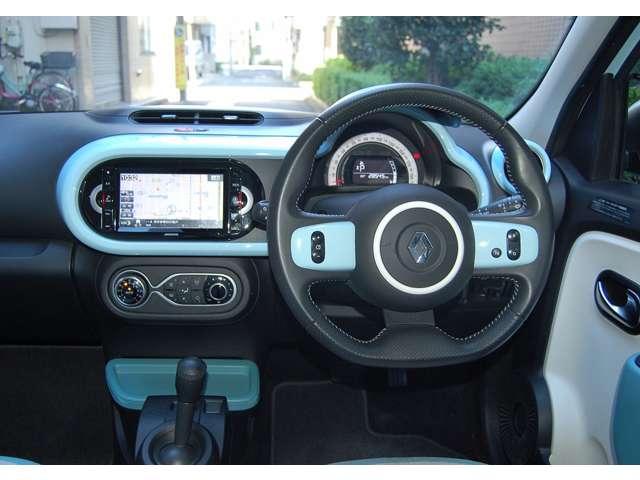 トゥインゴ インテンス　ワンオーナー　純正ナビＴＶ・バックカメラ　禁煙車（12枚目）