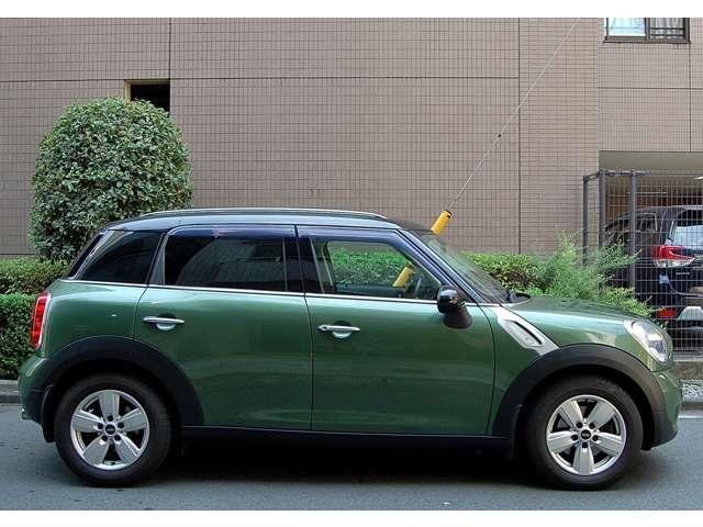 ＭＩＮＩ クーパーＤ　クロスオーバー　ミントＰＫＧ　ナビＴＶバックカメラ　ドラレコ　禁煙車（8枚目）