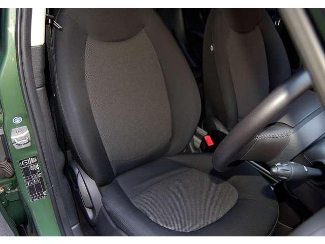 ＭＩＮＩ クーパーＤ　クロスオーバー　ミントＰＫＧ　ナビＴＶバックカメラ　ドラレコ　禁煙車（15枚目）