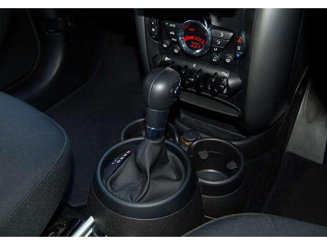 ＭＩＮＩ クーパーＤ　クロスオーバー　ミントＰＫＧ　ナビＴＶバックカメラ　ドラレコ　禁煙車（16枚目）