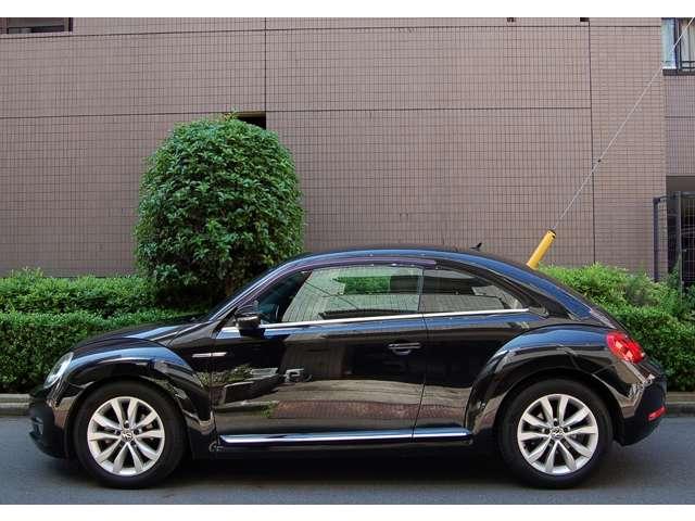 ザ・ビートル デザインレザーパッケージ　黒革・純正ナビＴＶバックカメラ　禁煙車（6枚目）