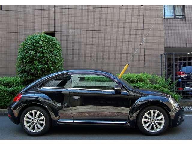 ザ・ビートル デザインレザーパッケージ　黒革・純正ナビＴＶバックカメラ　禁煙車（20枚目）