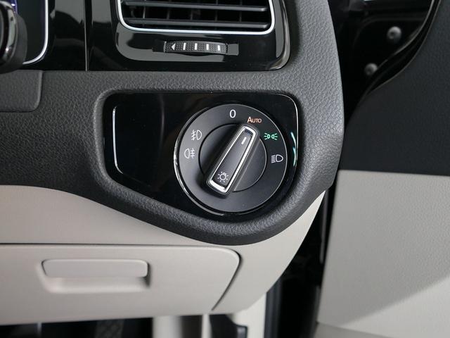 ゴルフ ＴＳＩハイライン　マイスター　７．５最終型　ベージュレザー内装　Ｄｙｎａｕｄｉｏプレミアムサウンド　液晶メーター　ドラレコ　Ｃａｒｐｌａｙ対応純正ナビ　地デジ　ＣＤ／ＤＶＤ　ＥＴＣ２．０　エンブレム内蔵バックカメラＣＰＯ認定中古車（30枚目）