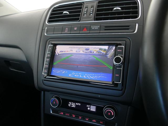 ポロ TSIコンフォートラインアップグレードパック 5ナンバー LEDヘッドライト 前後ドラレコ 純正ナビ 地デジ CD/DVD ETC2.0 バックカメラ ACC 純正15インチアルミホイール フォグランプ レザーステアリング CPO認定中古車(11枚目)