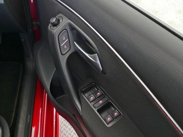 ポロ TSIコンフォートラインアップグレードパック 5ナンバー LEDヘッドライト 前後ドラレコ 純正ナビ 地デジ CD/DVD ETC2.0 バックカメラ ACC 純正15インチアルミホイール フォグランプ レザーステアリング CPO認定中古車(15枚目)