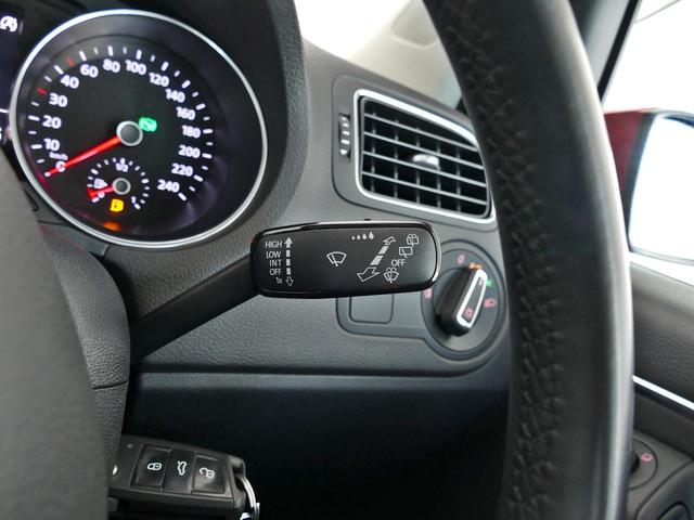 ポロ TSIコンフォートラインアップグレードパック 5ナンバー LEDヘッドライト 前後ドラレコ 純正ナビ 地デジ CD/DVD ETC2.0 バックカメラ ACC 純正15インチアルミホイール フォグランプ レザーステアリング CPO認定中古車(35枚目)