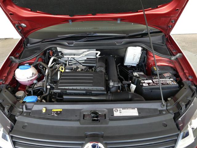 ポロ TSIコンフォートラインアップグレードパック 5ナンバー LEDヘッドライト 前後ドラレコ 純正ナビ 地デジ CD/DVD ETC2.0 バックカメラ ACC 純正15インチアルミホイール フォグランプ レザーステアリング CPO認定中古車(39枚目)