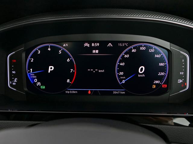 アルテオン シューティングブレーク ＴＳＩ　４モーション　Ｒラインアドバンス　ハーマンカードンプレミアムオーディオ　パノラマルーフ　前後ドラレコ　レザーシート　液晶メーター　ワイヤレスＣａｒｐｌａｙ対応純正ナビ　ＥＴＣ２．０　アラウンドビューカメラ　ＬＥＤ　ＣＰＯ認定中古車（9枚目）