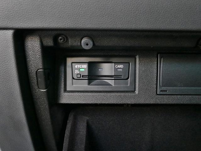 パサートヴァリアント ＴＤＩエレガンスアドバンス　後期型　黒レザーインテリア　ＩＱ．Ｌｉｇｈｔ　液晶メーター　ワイヤレスＣａｒｐｌａｙ対応純正ナビ　地デジ　ＥＴＣ２．０　アラウンドビューカメラ　電動テールゲート　純正１８ＡＷ　ＣＰＯ認定中古車（39枚目）