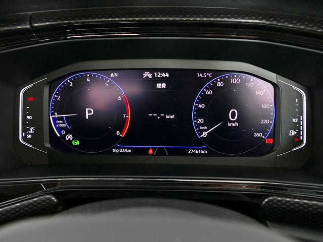 Ｔ－クロス ＴＳＩ　アクティブ　前後純正ドラレコ　液晶メーター　ワイヤレスＣａｒｐｌａｙ対応純正ナビ　ＥＴＣ２．０　バックカメラ　前後パークセンサー　ＬＥＤライト　ＡＣＣ　ブラインドスポットディテクション　ＣＰＯ認定中古車（9枚目）