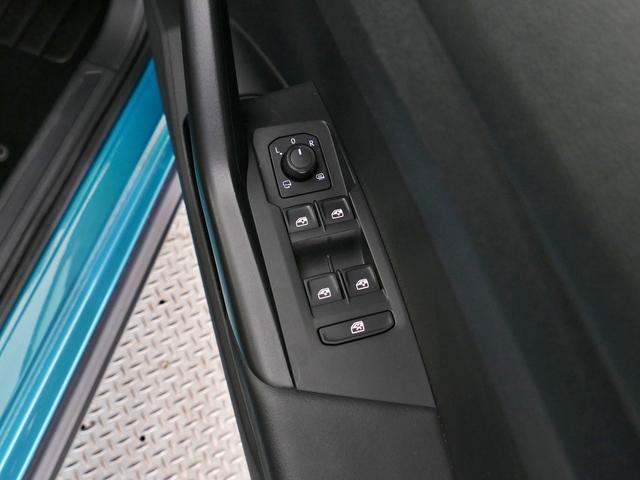 Ｔ－クロス ＴＳＩ　アクティブ　前後純正ドラレコ　液晶メーター　ワイヤレスＣａｒｐｌａｙ対応純正ナビ　ＥＴＣ２．０　バックカメラ　前後パークセンサー　ＬＥＤライト　ＡＣＣ　ブラインドスポットディテクション　ＣＰＯ認定中古車（15枚目）