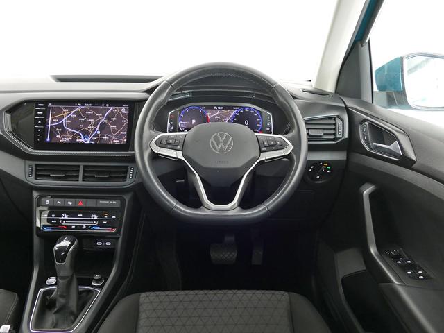 Ｔ－クロス ＴＳＩ　アクティブ　前後純正ドラレコ　液晶メーター　ワイヤレスＣａｒｐｌａｙ対応純正ナビ　ＥＴＣ２．０　バックカメラ　前後パークセンサー　ＬＥＤライト　ＡＣＣ　ブラインドスポットディテクション　ＣＰＯ認定中古車（46枚目）