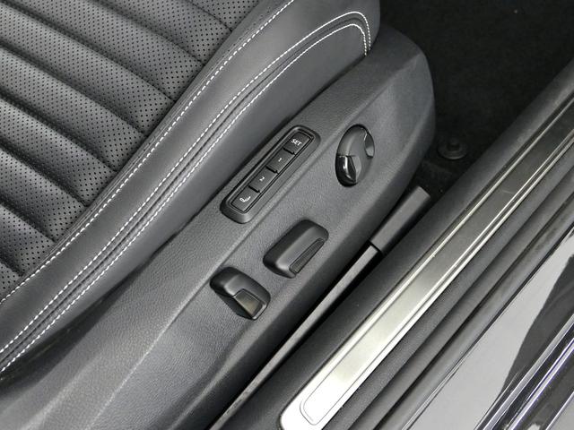 パサートオールトラック ＴＤＩ　４モーション　アドバンス　後期型　ベンチレーション付ナパレザーインテリア　液晶メーター　前後ドラレコ　ワイヤレスＣａｒｐｌａｙ対応純正ナビ　ＥＴＣ２．０　アラウンドビューカメラ　ＩＱライト　電動テールゲート　　ＣＰＯ認定中古車（14枚目）