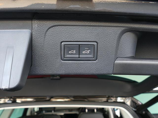 パサートオールトラック ＴＤＩ　４モーション　アドバンス　後期型　ベンチレーション付ナパレザーインテリア　液晶メーター　前後ドラレコ　ワイヤレスＣａｒｐｌａｙ対応純正ナビ　ＥＴＣ２．０　アラウンドビューカメラ　ＩＱライト　電動テールゲート　　ＣＰＯ認定中古車（22枚目）