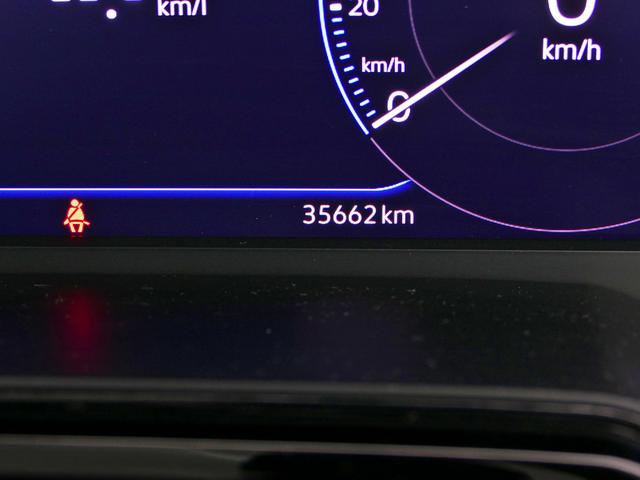 ポロ ＴＳＩコンフォートライン　前後純正ドラレコ　液晶メーター　Ｃａｒｐｌａｙ対応純正ナビ　地デジ　ＣＤ／ＤＶＤ　ＥＴＣ２．０　エンブレム内蔵バックカメラ　前後パークセンサー　デイライト　ＡＣＣ　ブラインドスポット　ＣＰＯ認定中古車（8枚目）