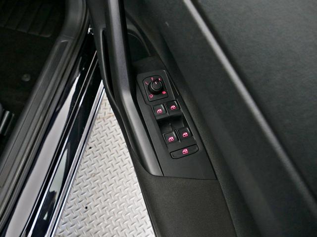 ポロ ＴＳＩコンフォートライン　前後純正ドラレコ　液晶メーター　Ｃａｒｐｌａｙ対応純正ナビ　地デジ　ＣＤ／ＤＶＤ　ＥＴＣ２．０　エンブレム内蔵バックカメラ　前後パークセンサー　デイライト　ＡＣＣ　ブラインドスポット　ＣＰＯ認定中古車（15枚目）