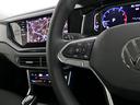設定したスピードを上限に自動で加減速をし、一定の車間距離を保つ事で長距離運転の疲労を軽減する【ACC】が装備。
