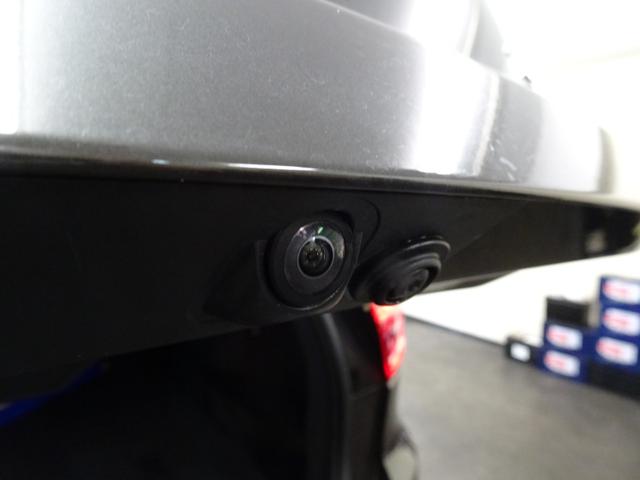 ＸＣ４０ Ｔ４　ＡＷＤ　インスクリプション　ワンオーナー　ユーザー買取車　記録簿　禁煙車　衝突軽減ブレーキ　直列４気筒２０００ＣＣターボ　アイシン製８速ＡＴ　ブラインドスポット　レーンキープ　パイロットアシスト　カープレイ　ＬＥＤ　純正アルミ（23枚目）