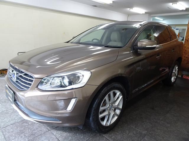 ＸＣ６０ Ｄ４　クラシック　最終型　記録簿　禁煙車　スペアキー　衝突軽減ブレーキ　直列４気筒２０００ＣＣディーゼルターボ　アイシン製８速ＡＴ　ブラインドスポット　レーンキープ　ＥＧＲ洗浄　タイヤ４本新品（14枚目）