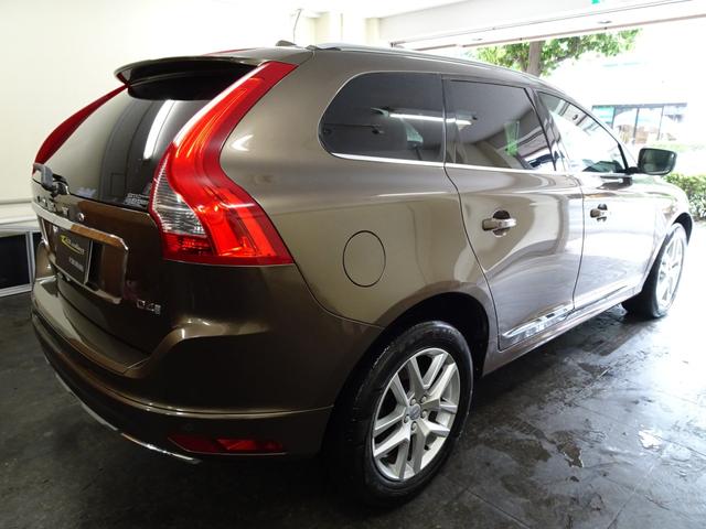 ＸＣ６０ Ｄ４　クラシック　最終型　記録簿　禁煙車　スペアキー　衝突軽減ブレーキ　直列４気筒２０００ＣＣディーゼルターボ　アイシン製８速ＡＴ　ブラインドスポット　レーンキープ　ＥＧＲ洗浄　タイヤ４本新品（15枚目）