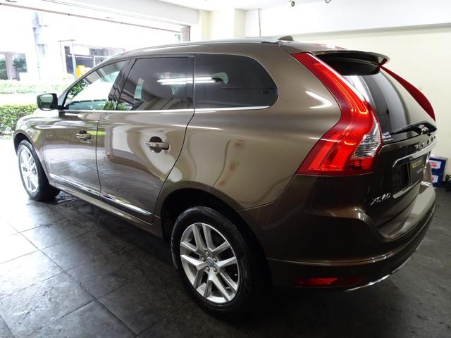 ＸＣ６０ Ｄ４　クラシック　最終型　記録簿　禁煙車　スペアキー　衝突軽減ブレーキ　直列４気筒２０００ＣＣディーゼルターボ　アイシン製８速ＡＴ　ブラインドスポット　レーンキープ　ＥＧＲ洗浄　タイヤ４本新品（16枚目）