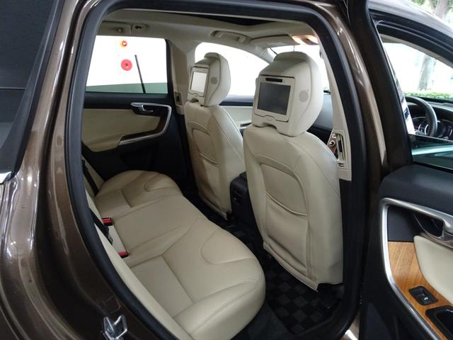 ＸＣ６０ Ｄ４　クラシック　最終型　記録簿　禁煙車　スペアキー　衝突軽減ブレーキ　直列４気筒２０００ＣＣディーゼルターボ　アイシン製８速ＡＴ　ブラインドスポット　レーンキープ　ＥＧＲ洗浄　タイヤ４本新品（36枚目）