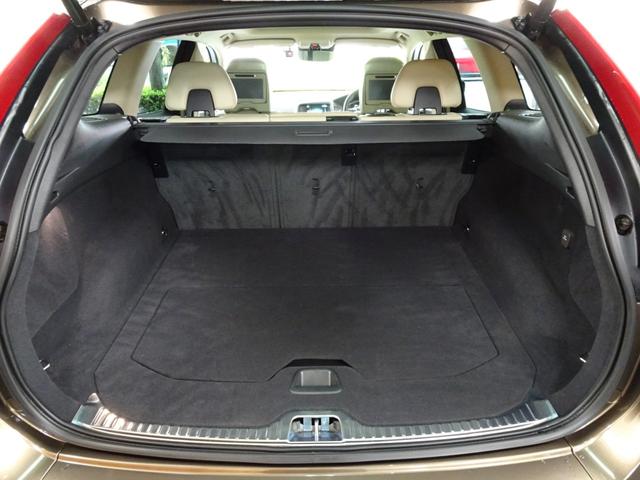 ＸＣ６０ Ｄ４　クラシック　最終型　記録簿　禁煙車　スペアキー　衝突軽減ブレーキ　直列４気筒２０００ＣＣディーゼルターボ　アイシン製８速ＡＴ　ブラインドスポット　レーンキープ　ＥＧＲ洗浄　タイヤ４本新品（43枚目）