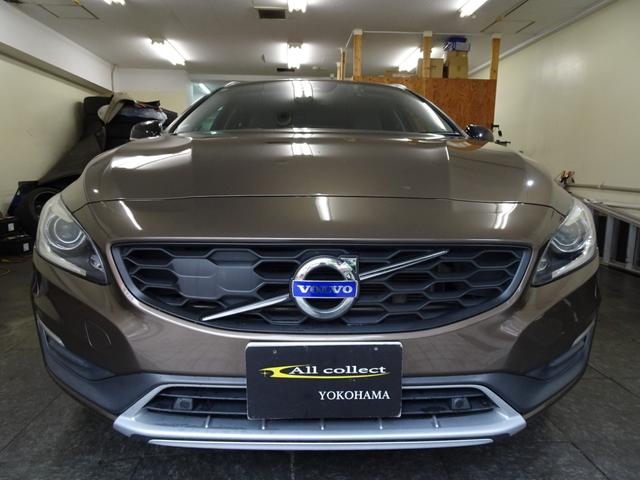 V60 クロスカントリー T5 AWD SE 下取車 記録簿 禁煙車 4WD 衝突軽減ブレーキ スペアキー ブラインドスポット レーンキープ 直列5気筒2500CCターボ アイシン製6速AT(9枚目)