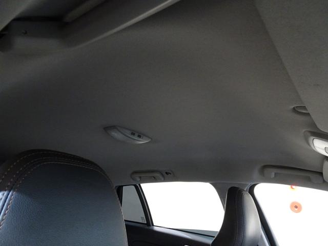 V60 クロスカントリー T5 AWD SE 下取車 記録簿 禁煙車 4WD 衝突軽減ブレーキ スペアキー ブラインドスポット レーンキープ 直列5気筒2500CCターボ アイシン製6速AT(28枚目)