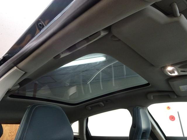 V40 T4 SE 下取車 記録簿 禁煙車 衝突軽減ブレーキ 直列4気筒1600CCターボ 6速DCT ブラインドスポット レーンキープ ACC ガラスルーフ(24枚目)