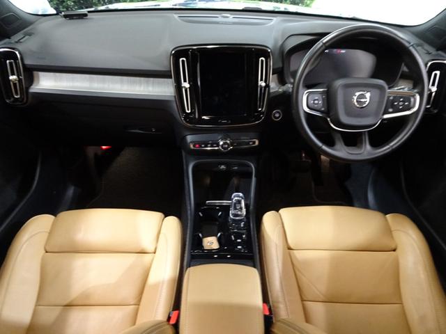 XC40 T4 AWD インスクリプション 記録簿 禁煙車 衝突軽減ブレーキ ブラインドスポット レーンキープ パイロットアシスト 直列4気筒2000CCターボ アイシン製8速AT(41枚目)
