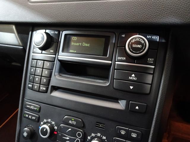 XC90 3.2 Rデザイン 後期型 記録簿 禁煙車 スペアキー 7人乗 直列6気筒3200CC アイシン製6速AT HID Rデザイン専用19インチアルミホイール(20枚目)