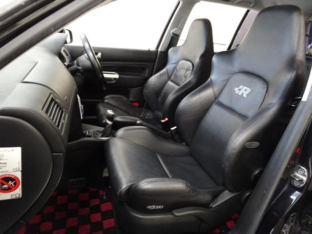 ゴルフ R32 記録簿 禁煙車 限定200台 4モーション 6速MT RAYS18インチアルミホイール einsatzマフラー 純正アルミ有 オールペイント(33枚目)