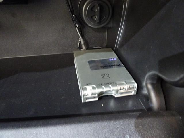 MINI クーパーS クロスオーバー 記録簿 禁煙車 スペアキー 純正アルミホイール HID ブラックモケットシート パドルシフト(21枚目)