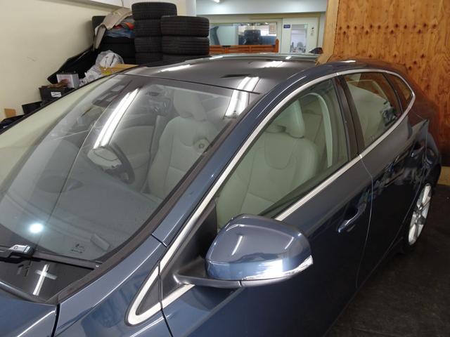 V40 D4 インスクリプション 後期型 記録簿 禁煙車 衝突軽減ブレーキ ブラインドスポット レーンキープ 直列4気筒2000CCディーゼルターボ アイシン製8速AT パノラマガラスルーフ(3枚目)