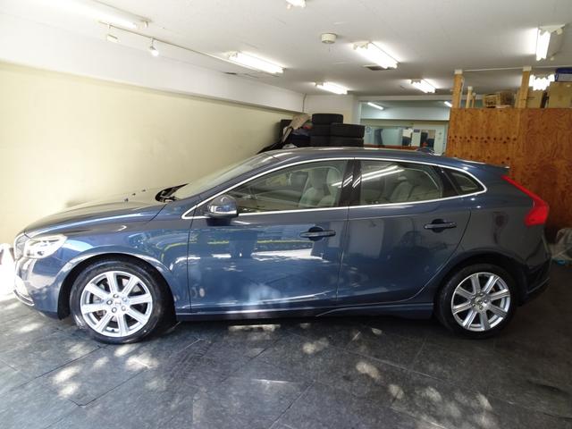 V40 D4 インスクリプション 後期型 記録簿 禁煙車 衝突軽減ブレーキ ブラインドスポット レーンキープ 直列4気筒2000CCディーゼルターボ アイシン製8速AT パノラマガラスルーフ(8枚目)