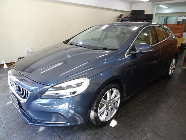 V40 D4 インスクリプション 後期型 記録簿 禁煙車 衝突軽減ブレーキ ブラインドスポット レーンキープ 直列4気筒2000CCディーゼルターボ アイシン製8速AT パノラマガラスルーフ(10枚目)