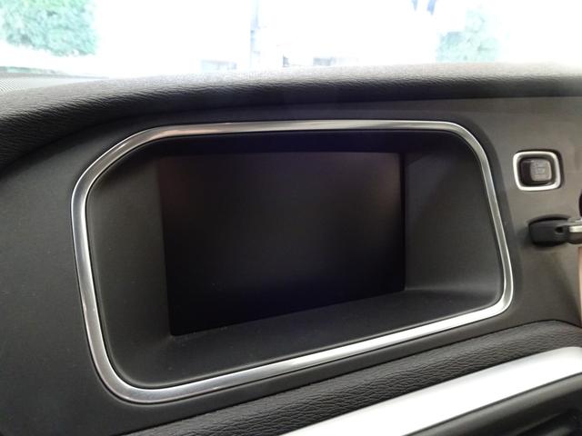 V40 D4 インスクリプション 後期型 記録簿 禁煙車 衝突軽減ブレーキ ブラインドスポット レーンキープ 直列4気筒2000CCディーゼルターボ アイシン製8速AT パノラマガラスルーフ(15枚目)