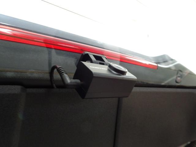 V40 D4 インスクリプション 後期型 記録簿 禁煙車 衝突軽減ブレーキ ブラインドスポット レーンキープ 直列4気筒2000CCディーゼルターボ アイシン製8速AT パノラマガラスルーフ(18枚目)