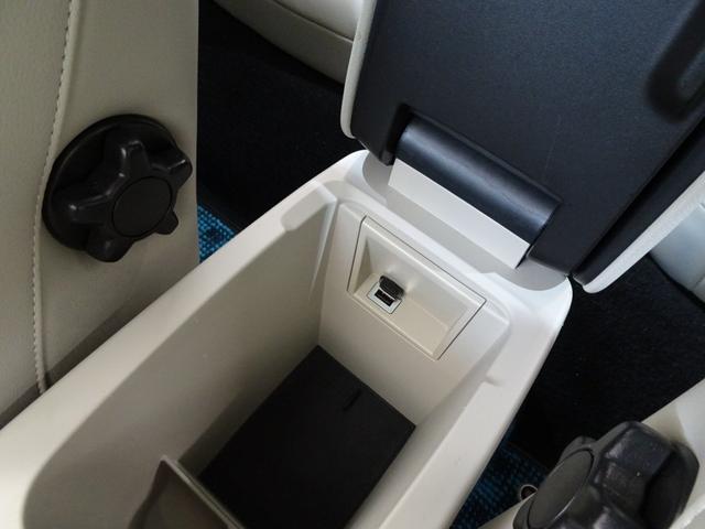 V40 D4 インスクリプション 後期型 記録簿 禁煙車 衝突軽減ブレーキ ブラインドスポット レーンキープ 直列4気筒2000CCディーゼルターボ アイシン製8速AT パノラマガラスルーフ(20枚目)