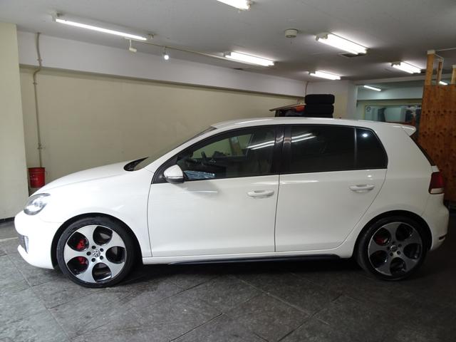 ゴルフ GTI 下取車 記録簿 禁煙車 スペアキー 7速DSG パドルシフト(12枚目)