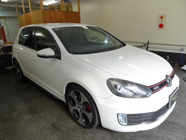 ゴルフ GTI 下取車 記録簿 禁煙車 スペアキー 7速DSG パドルシフト(13枚目)