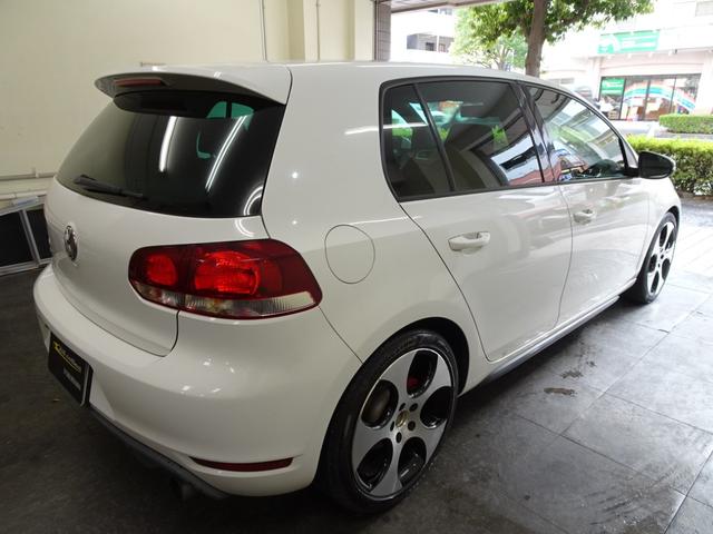 ゴルフ GTI 下取車 記録簿 禁煙車 スペアキー 7速DSG パドルシフト(15枚目)