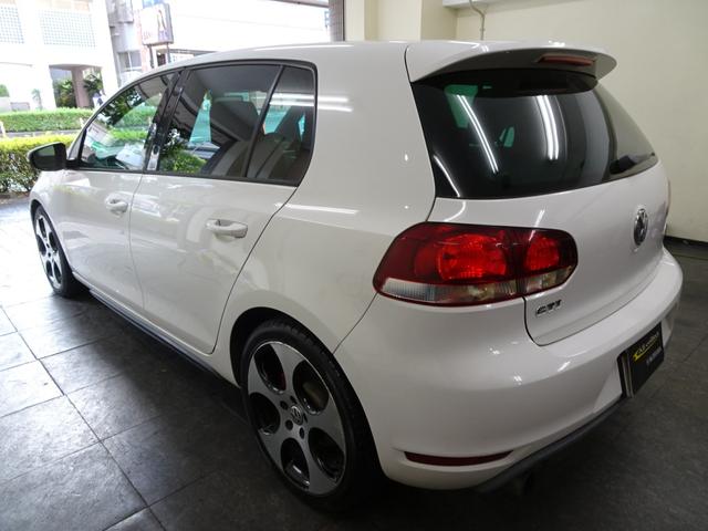 ゴルフ GTI 下取車 記録簿 禁煙車 スペアキー 7速DSG パドルシフト(16枚目)