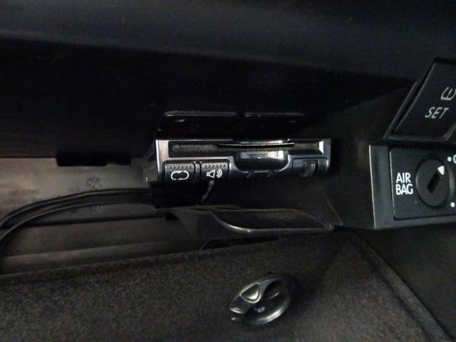 ゴルフ GTI 下取車 記録簿 禁煙車 スペアキー 7速DSG パドルシフト(22枚目)