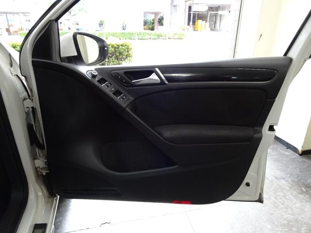 ゴルフ GTI 下取車 記録簿 禁煙車 スペアキー 7速DSG パドルシフト(27枚目)