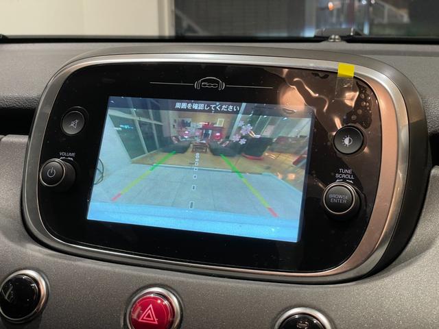 クロス　アダプティブクルーズコントロール　衝突軽減ブレーキ　レーンキープアシスト　バックカメラ　Ｃａｒｐｌａｙ　Ｂｌｕｅｔｏｏｔｈ　ＥＴＣ　前席シートヒーター　純正１８インチアルミ　当店デモカー(6枚目)