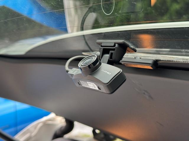 ３０８ ＳＷ　アリュール　アダプティブクルーズコントロール　衝突軽減ブレーキ　レーンキープアシスト　ガラスルーフ　純正ナビ　バックカメラ　Ｃａｒｐｌａｙ　前後ドライブレコーダー　クリアランスソナー　純正１６インチアルミ（9枚目）