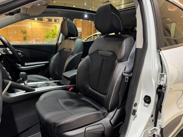 カジャー ボーズ　クルーズコントロール　レーンキープアシスト　衝突軽減ブレーキガラスルーフ　Ｃａｒｐｌａｙ　Ｂｌｕｅｔｏｏｔｈ　Ｂカメラ　ハーフレザーシート　ＬＥＤヘッドライト　クリアランスソナー　純正１９インチアルミ（36枚目）